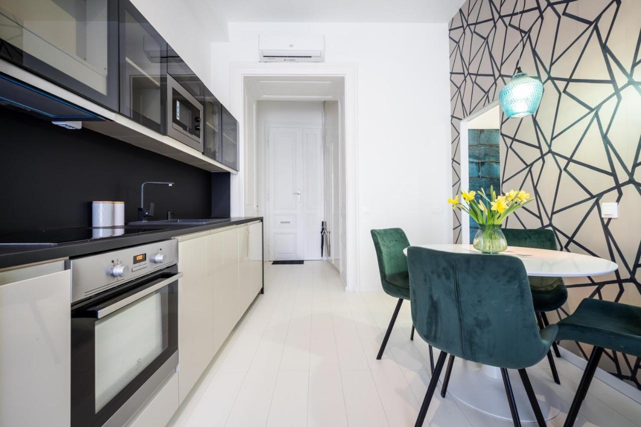 Bpr Kyanit Design Apartments With A/C بودابست المظهر الخارجي الصورة