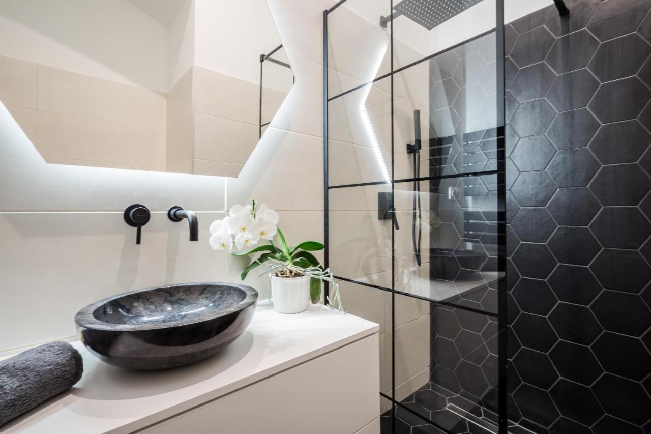Bpr Kyanit Design Apartments With A/C بودابست المظهر الخارجي الصورة
